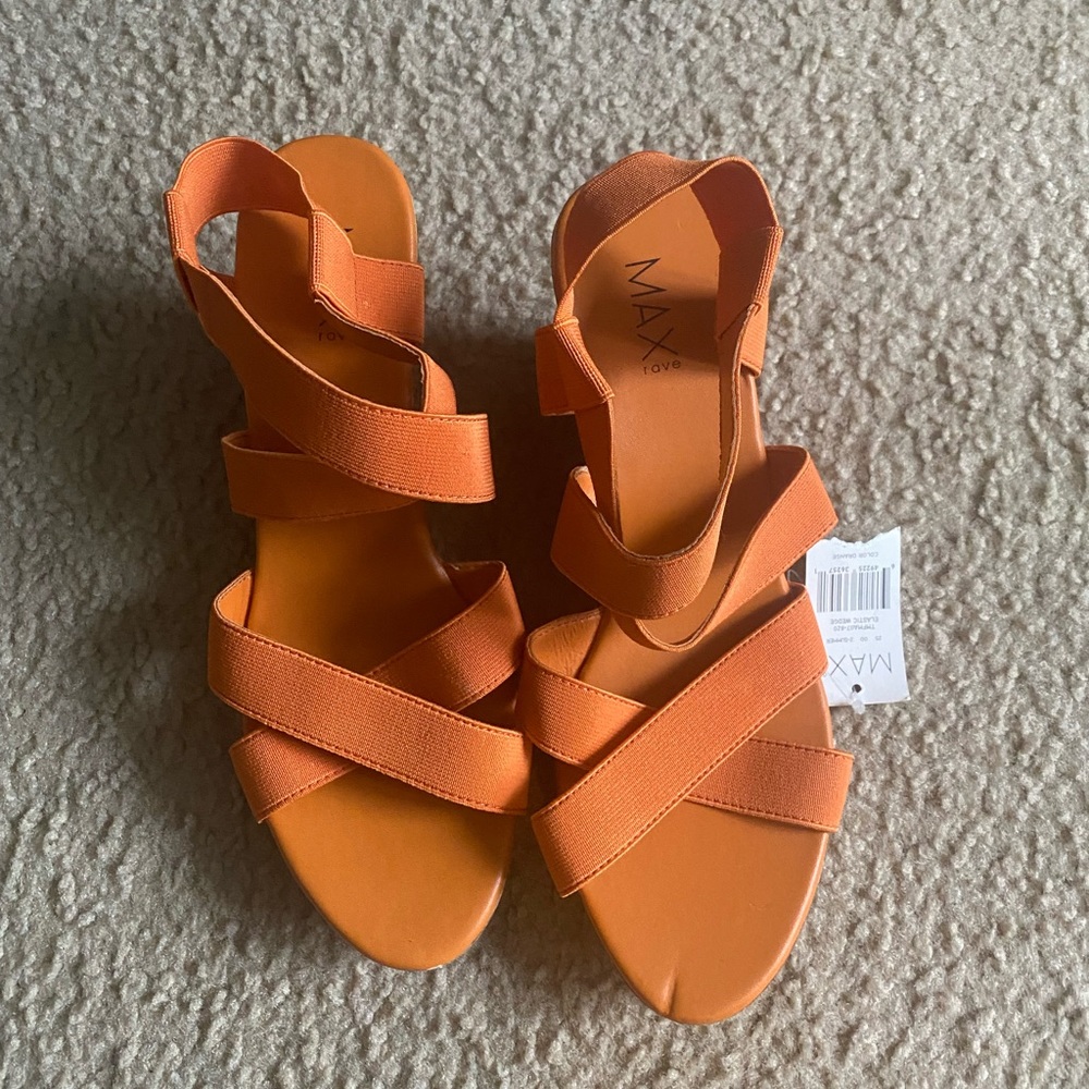 MAX Rave Heels - Picture 2 of 3